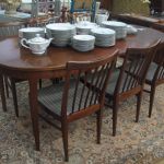 463 7438 DINING ROOM SET